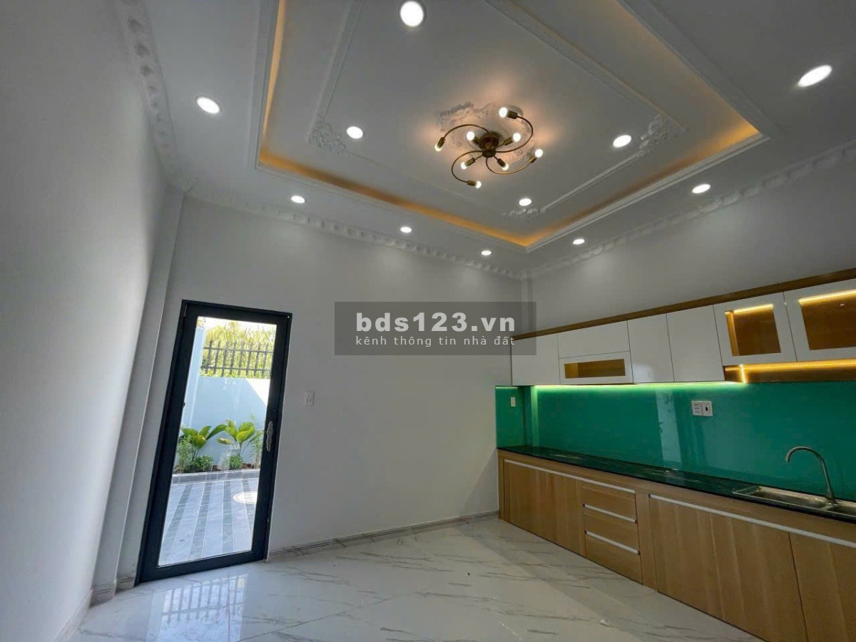 Cần bán gấp căn nhà Bình Chánh 880 triệu trên đường Nguyễn Hữu Trí