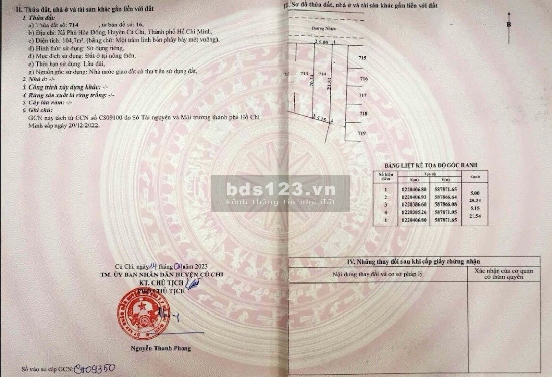 Cần bán gấp lô đất góc 2mt đường nhựa 12m 104,7 full thổ cư Phú Hòa Đông Củ Chi