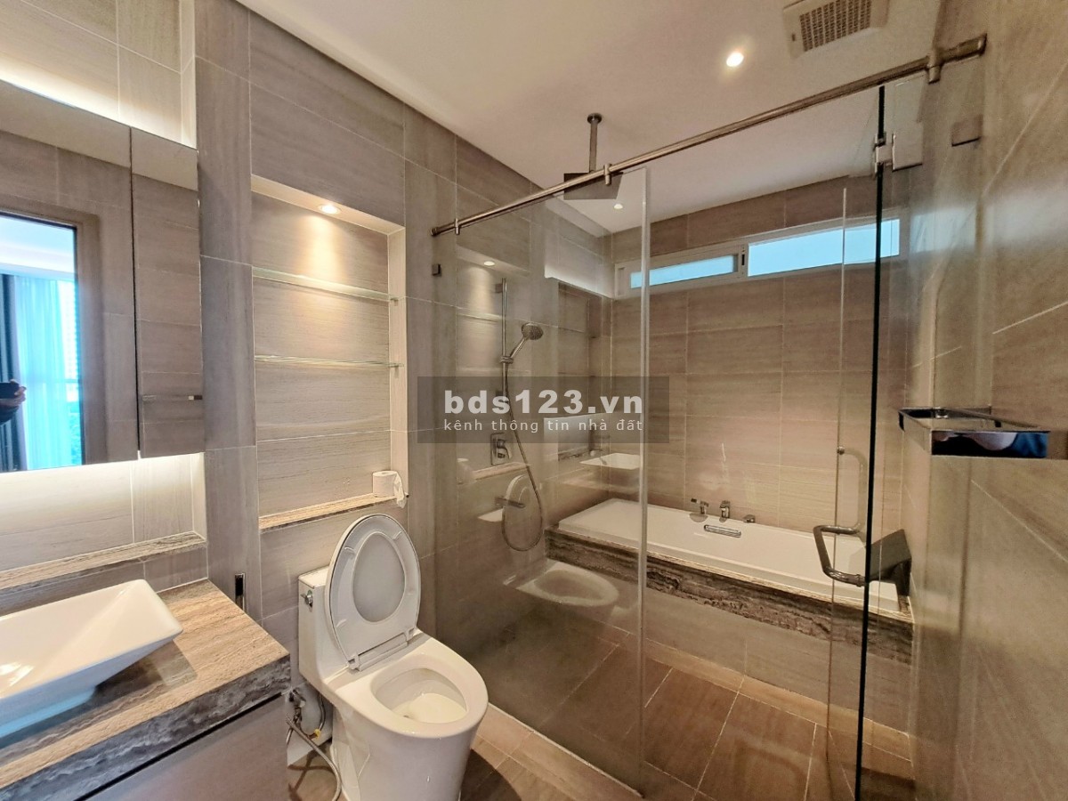 Cho thuê căn hộ 2 phòng ngủ tại Sarina Sala 96 m2 giá chỉ 28 triệu / tháng