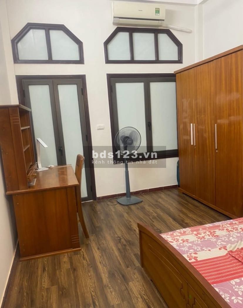 Bán nhà thông số đẹp, Hoàng Cầu Đống Đa, 45m, 4 tầng chỉ 6,9 tỷ TL mạnh