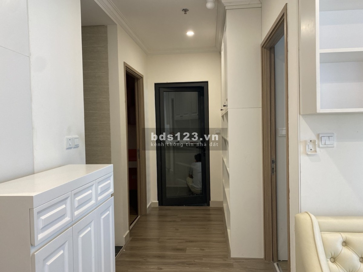 Cho thuê 2N1WC full đồ đẹp xinh 12tr/tháng S302 Vinhomes Smart City