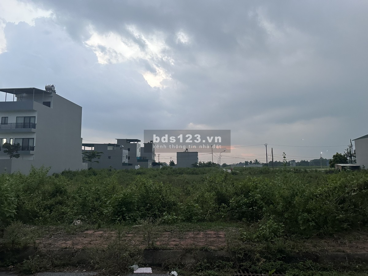 Bán ô đất NV22 L01, KĐT Chi Đông thuộc thị trấn Chi Đông, Mê Linh, thành phố Hà Nội