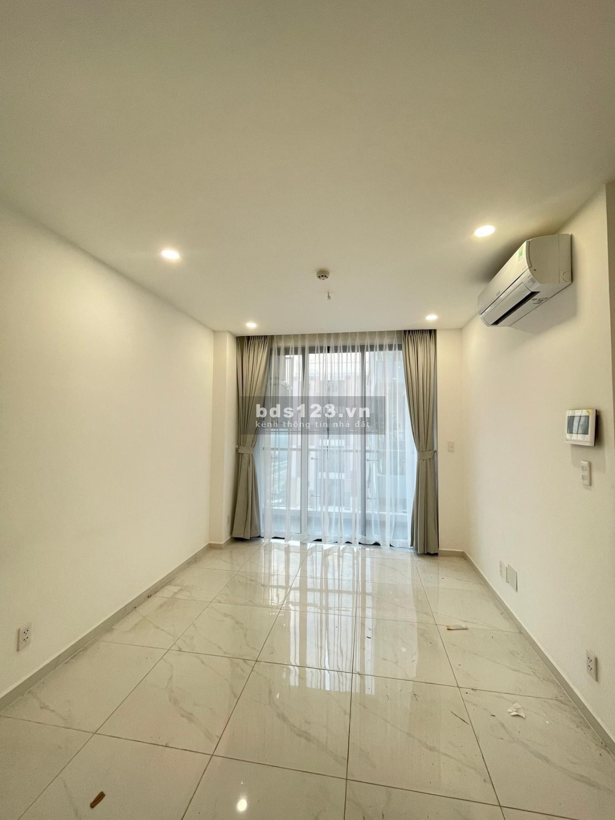Chính chủ cho thuê CH Precia 2PN 1WC 60m2 tầng cao view thoáng 10 triệu