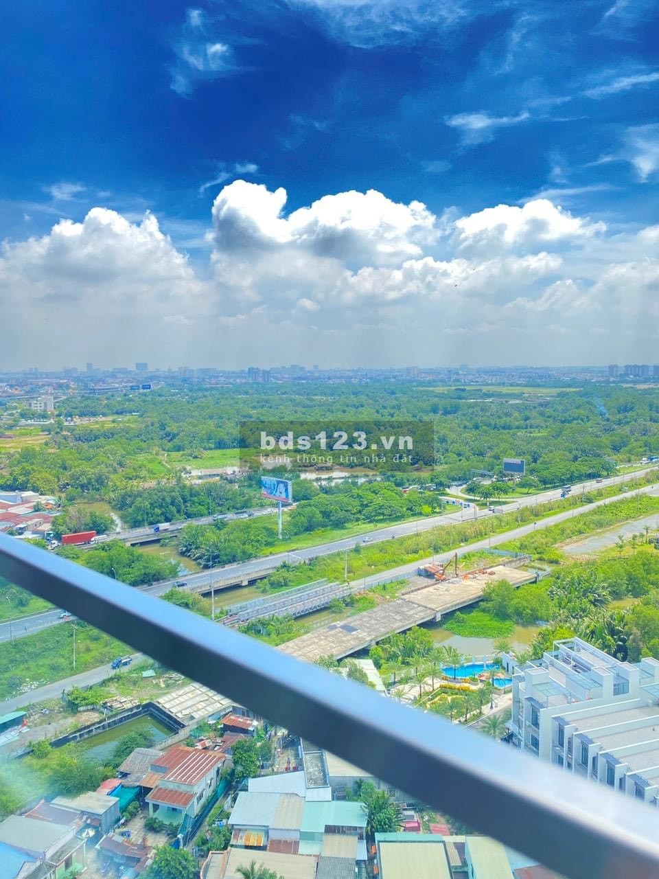Chính chủ cho thuê CH Precia 2PN 1WC 60m2 tầng cao view thoáng 10 triệu