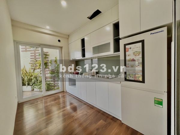 Chỉ từ 3, x tỷ sở hữu ngay căn 3Pn+ 1 ngay tại trung tâm quận Thanh Trì .