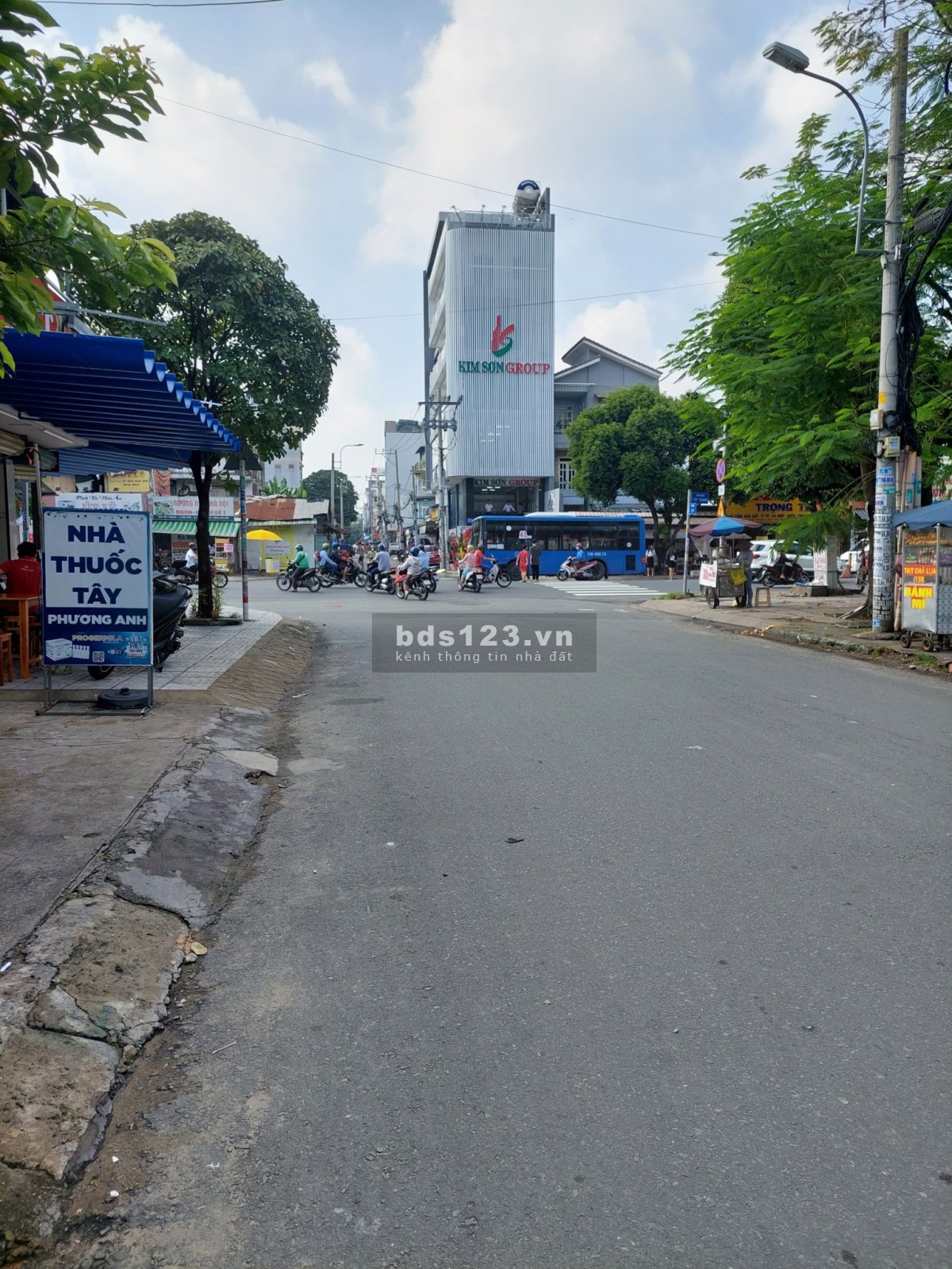 Cho thuê nhà 2 mặt tiền 231 đường Tây Thạnh, DT: 6 X 22, 1 hầm, 7 lầu, 10 máy lạnh, đối diện trường
