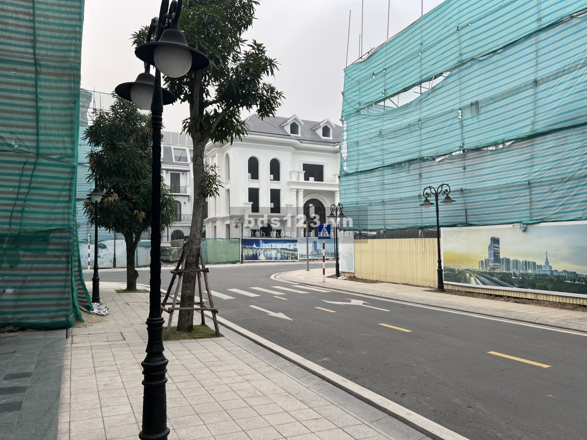 (Số hồng) SHOPHOUSE Sao Biển 01 xây 437m2 giá 13.5 tỷ Vin Gia Lâm (0985941715)