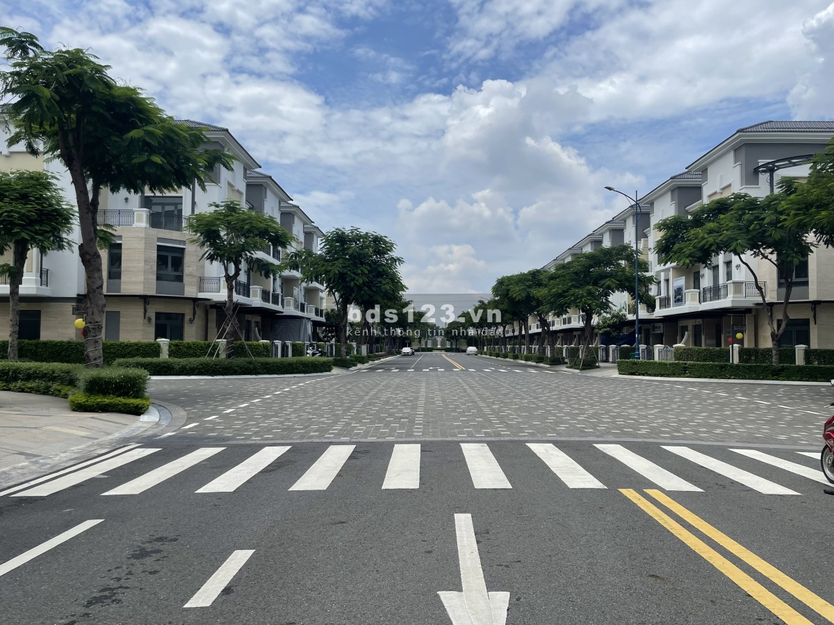 LINH Verosa Park Khang Điền ngang 5m 3 lầu 10. X tỷ, ngang 6m 12, x tỷ Ms. Linh 0902 514 989