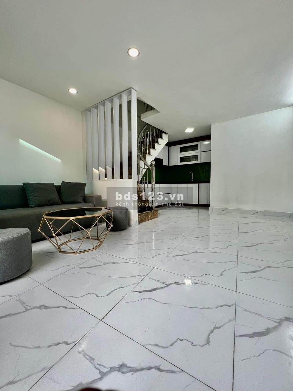 Chỉ 2.x tỷ có ngay nhà Nam Dư Hoàng Mai 4 tầng sổ đẹp xinh