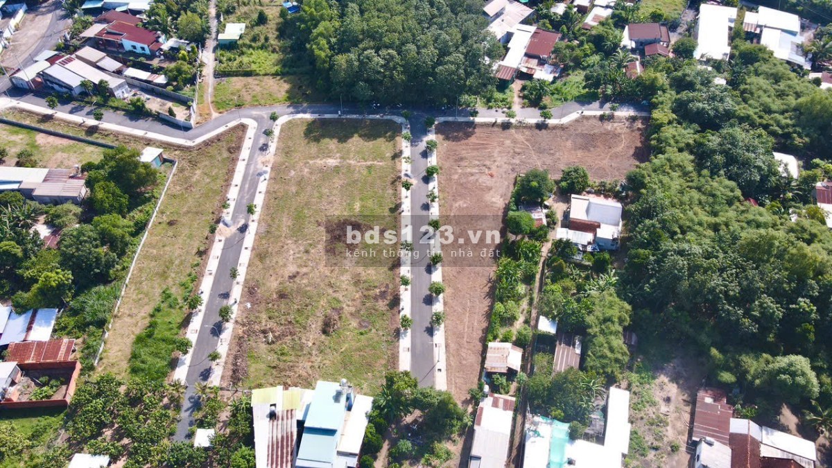 Bán mảnh đất 163m2 full thổ nằm 1/ Lý Thị Chừng đường nhựa 12m thích hợp xây trọ
