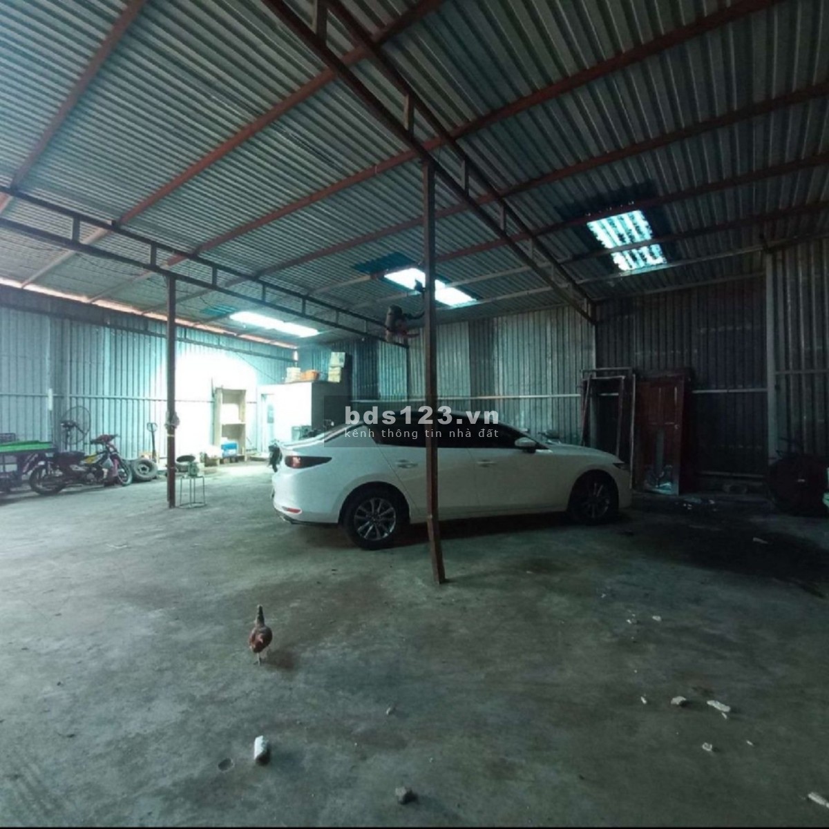 Cho thuê kho 250m2 đường Nguyễn Văn Linh. Quận 7