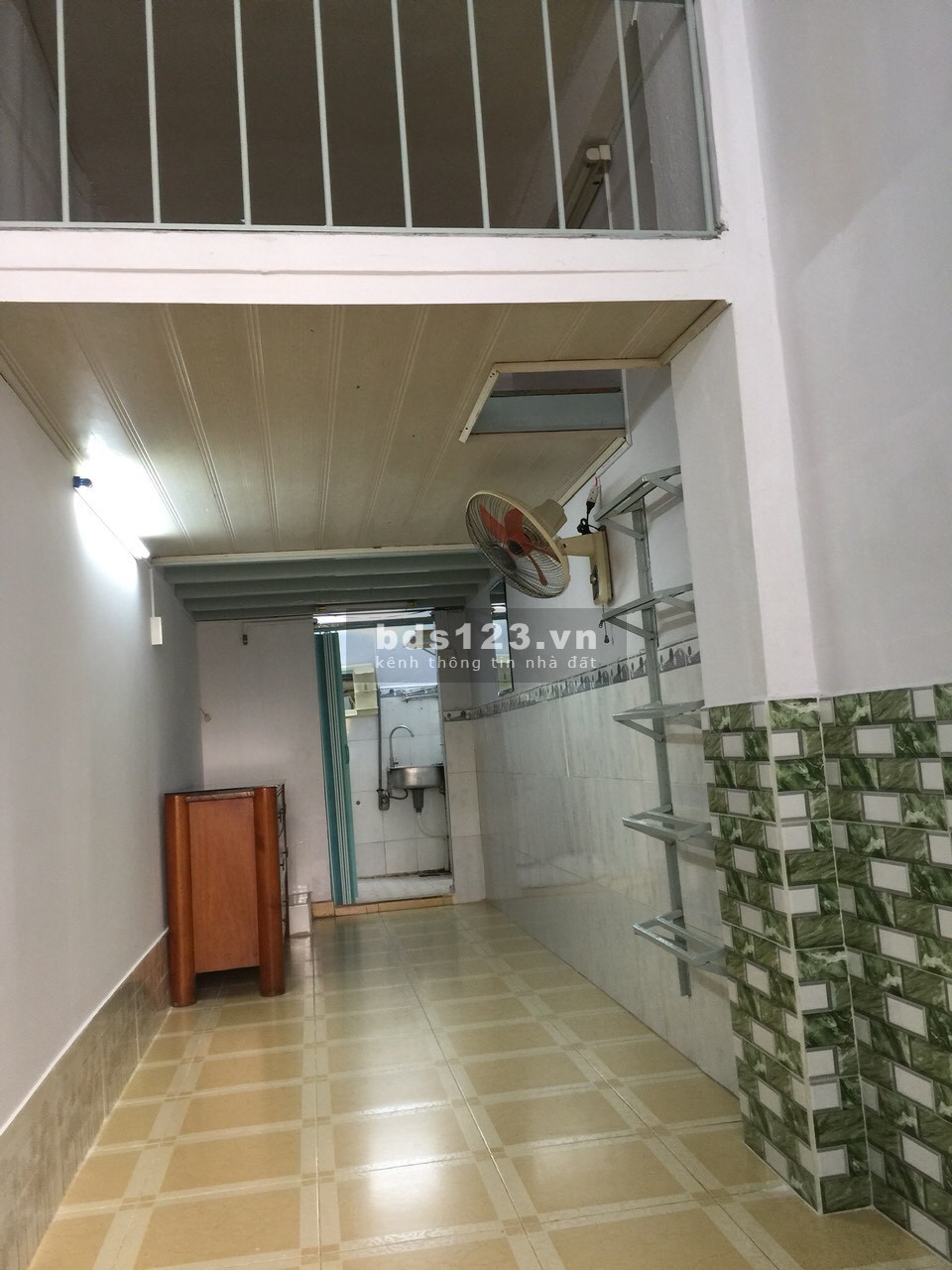 Cho thuê căn hộ mini có gác lửng 26m2 số 22 Nguyễn Trãi P Bến Thành Q1