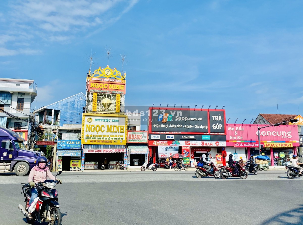 Vợ chồng tôi cần bán lô đất nền sát Hùng Vương -KPC Nam Phước- 332m2. Giá đầu tư chỉ 1.5 tỷ