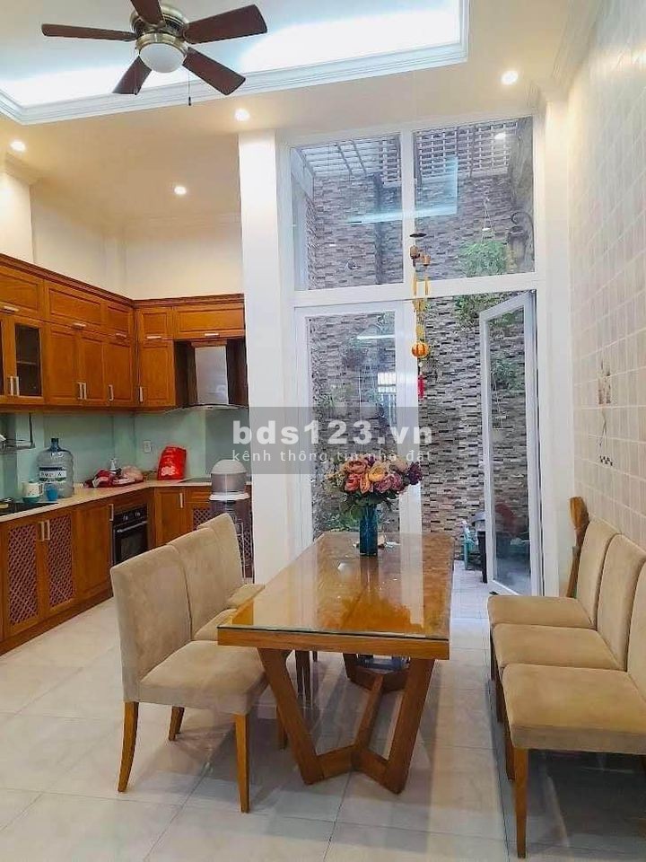 Hiếm - Bán nhà Vũ Tông Phan - Ở luôn - Full nội thất - Ngõ ba gác trống - 5M ra ô tô