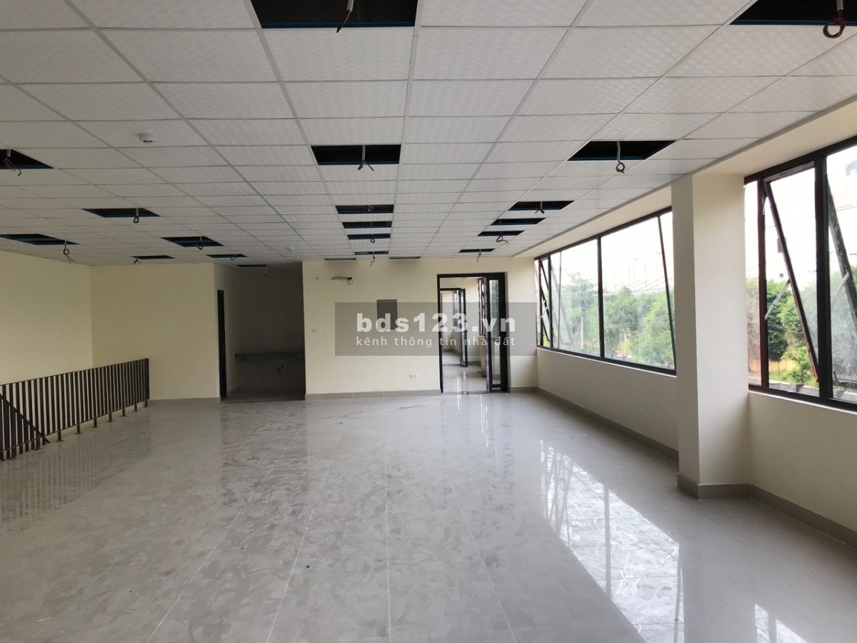 Cho thuê kho xưởng 2600m2 tại KCN Vĩnh Lộc, Bình Tân, Tp.HCM