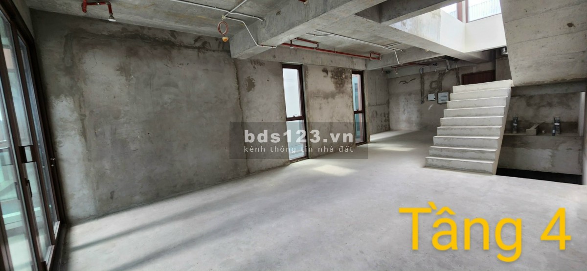 Shophouse Metropole - 1 trệt 3 lầu 1 sân thượng- 500m2 - giá $5000