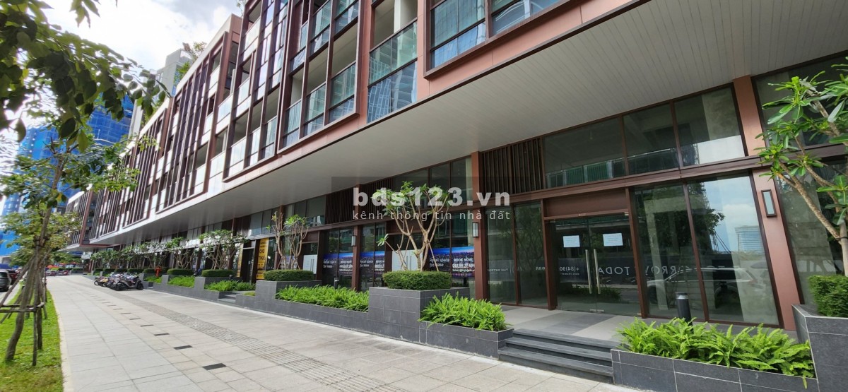 Shophouse Metropole - 1 trệt 3 lầu 1 sân thượng- 500m2 - giá $5000