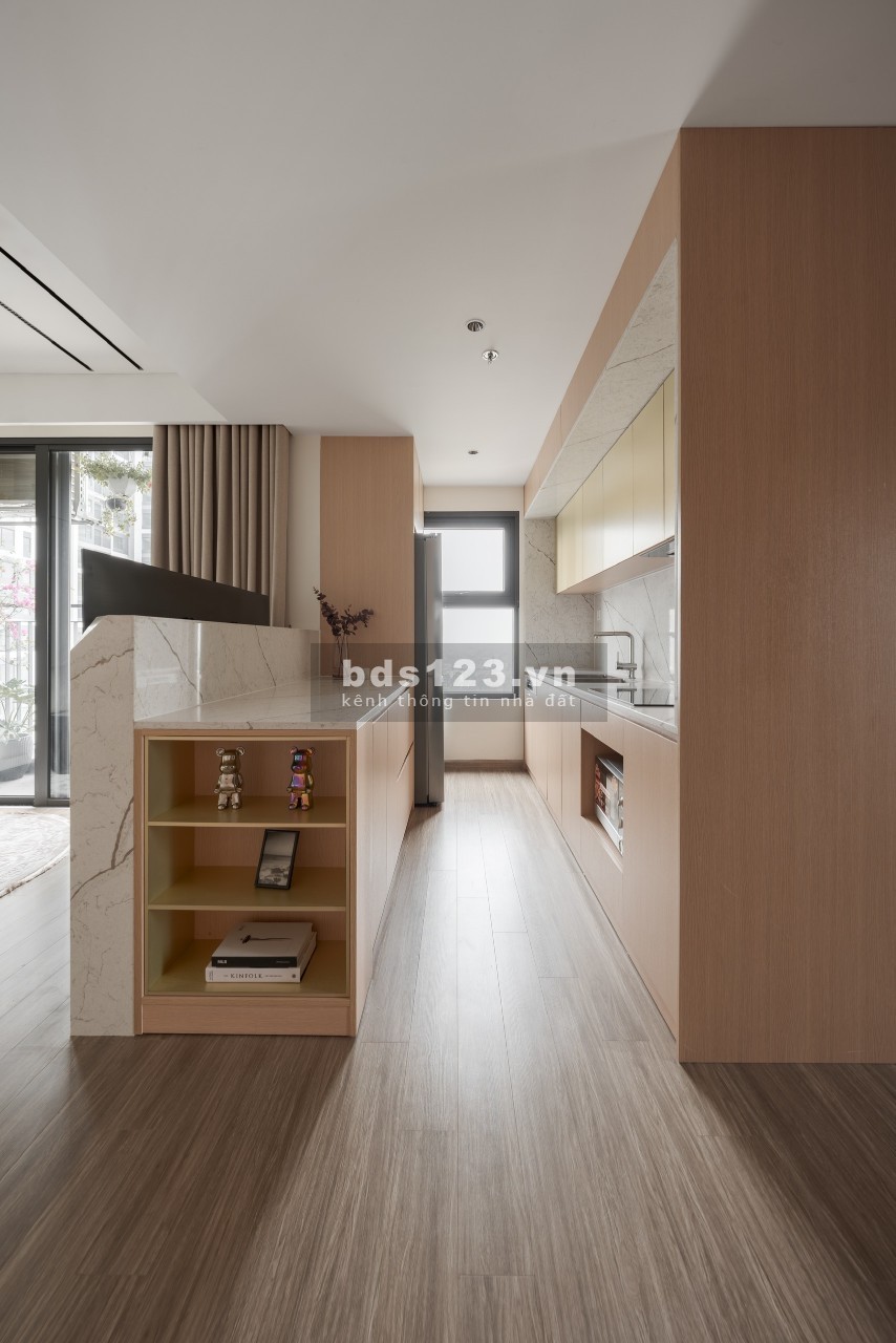 Bán nhanh CH 2PN 64m2 Vinhomes, giá 2. X tỷ, full đồ đẹp, có thương lượng
