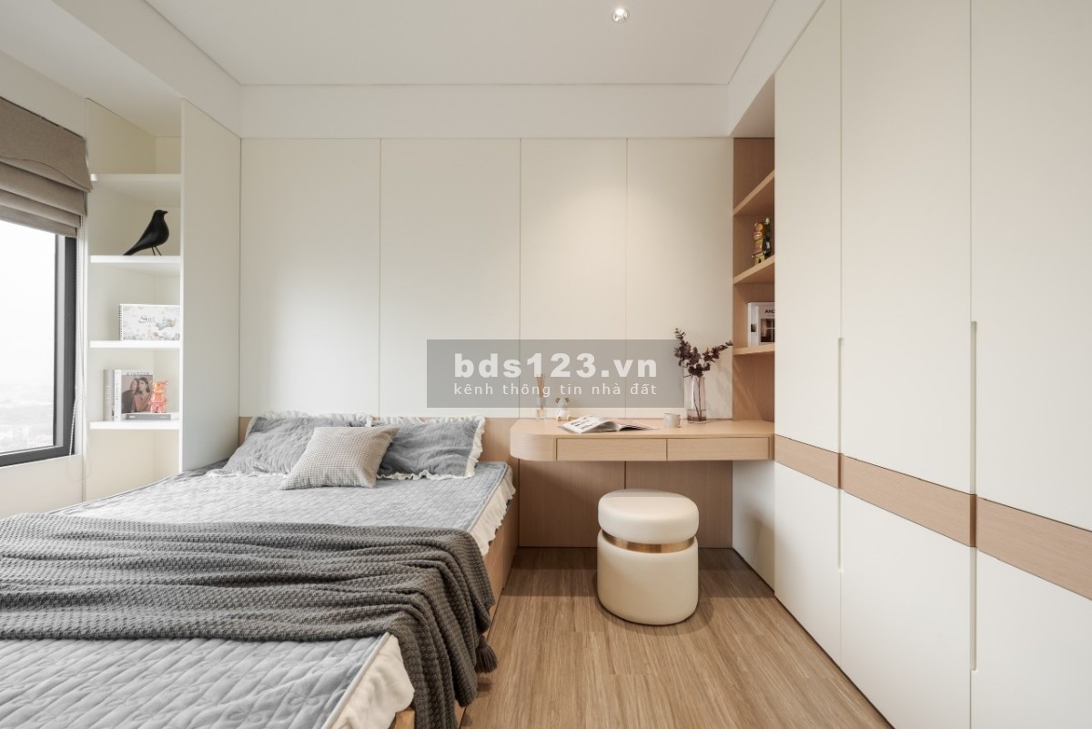 Bán nhanh CH 2PN 64m2 Vinhomes, giá 2. X tỷ, full đồ đẹp, có thương lượng