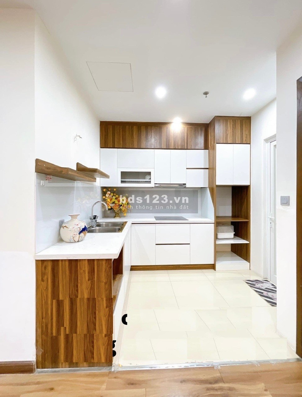 Bán CH Ngoại Giao Đoàn 3PN & 2WC giá 5.4 tỷ, View Đông Nam