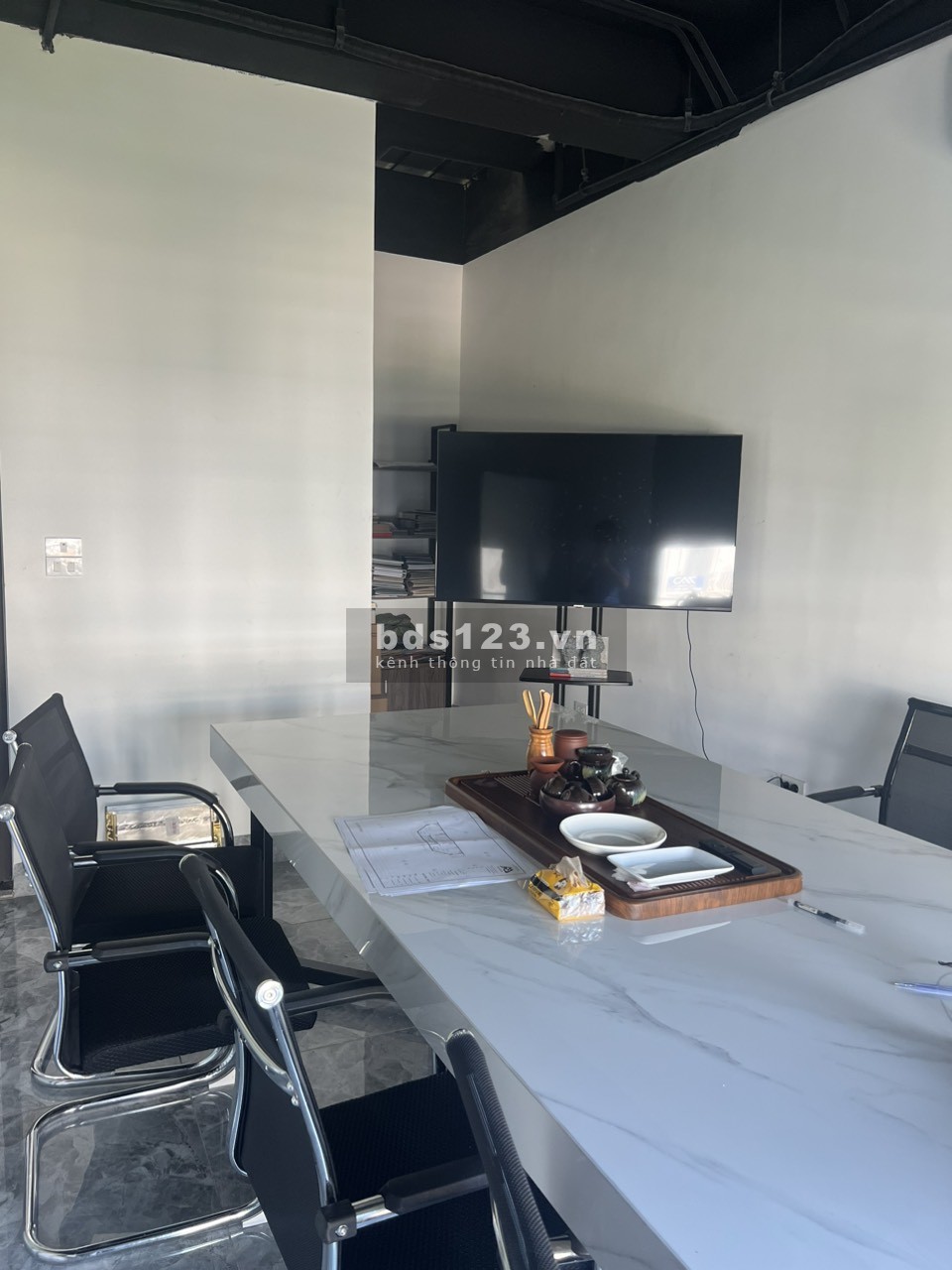 Shopouse sổ lâu dài đầu TTTM Vincom đã hoàn thiện cho thuê, giá 18,440 tỷ bao phí