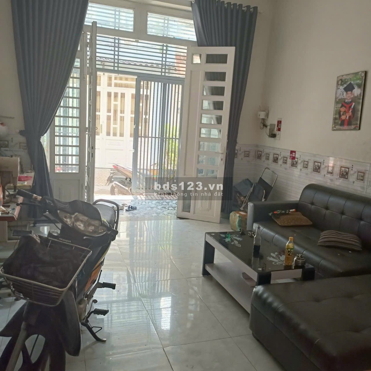 Nhà Ngộp Bán Gấp Tại Lê Cảnh Tuân, Tân Phú, DT 80m2, Giá Nhỉnh 5 Tỷ