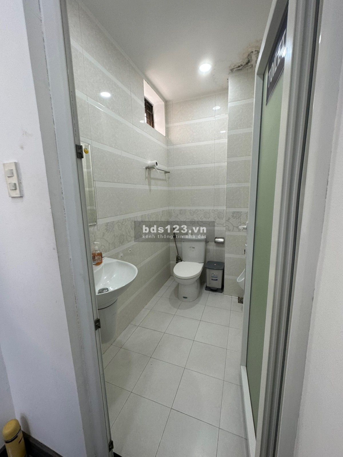 Cho thuê văn phòng 120M2 full nội thất, đẹp sang trọng - Gía thương lượng