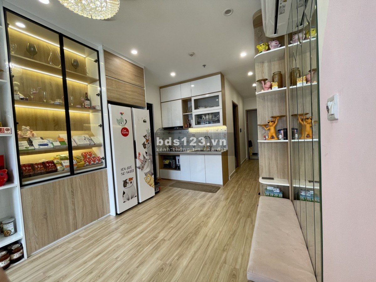 Bán căn hộ 1pn 38m2 tòa S402 full nội thất Vinhomes Smart City
