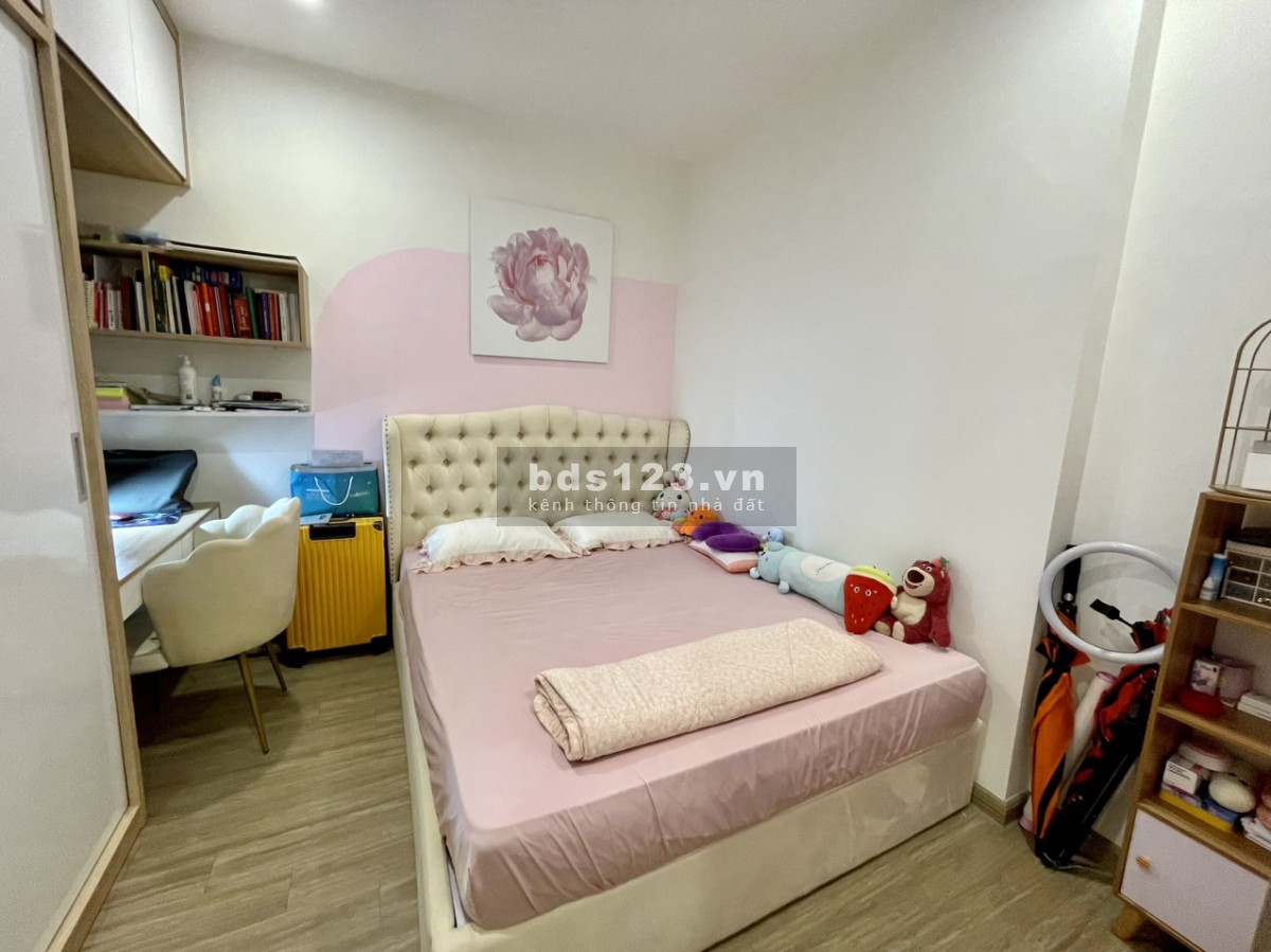 Bán căn hộ 1pn 38m2 tòa S402 full nội thất Vinhomes Smart City
