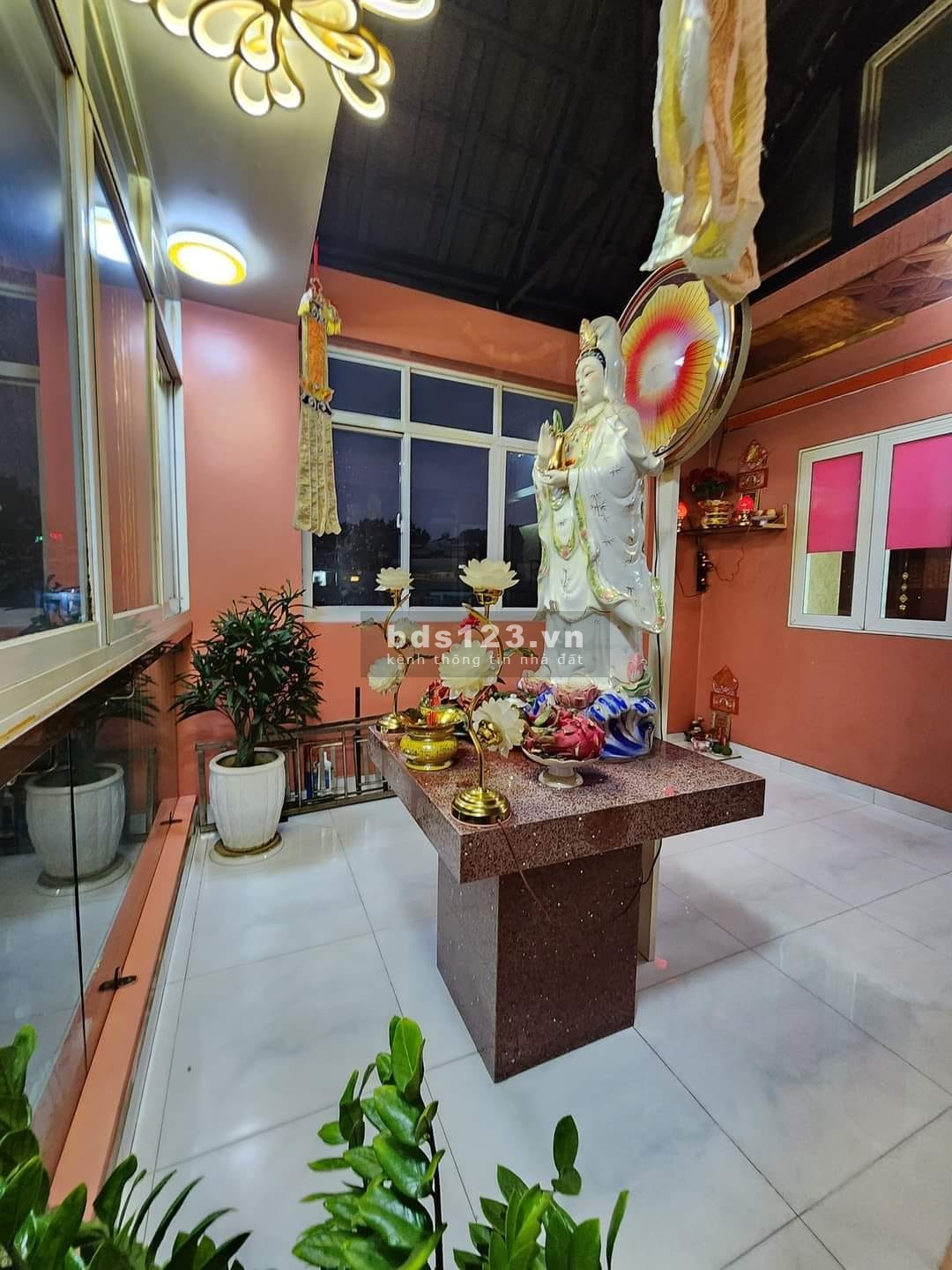 Bán nhà quận 10, 5 tầng nhà đẹp