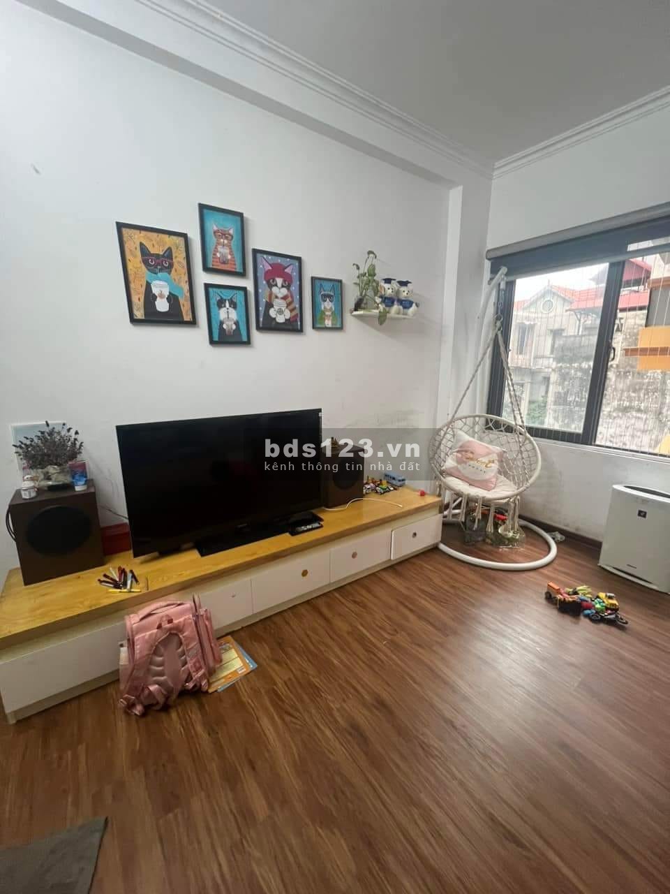 Nhà Hoàng Hoa Thảm, Ba Đình 46m2 xây 5 tầng 6,8 tỷ.