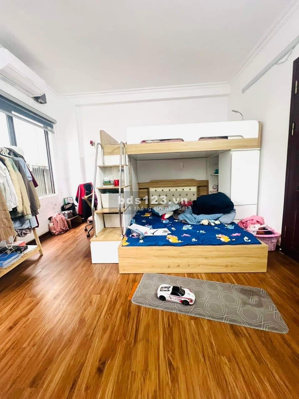 Nhà Hoàng Hoa Thảm, Ba Đình 46m2 xây 5 tầng 6,8 tỷ.