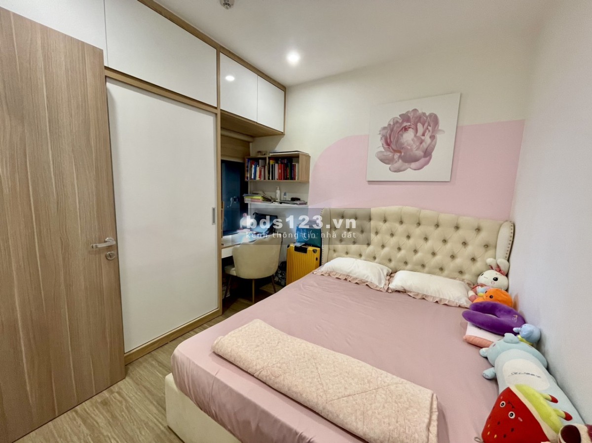Bán gấp căn 1PN Vinhomes Smart City, full đồ đẹp bao toàn thuế phí