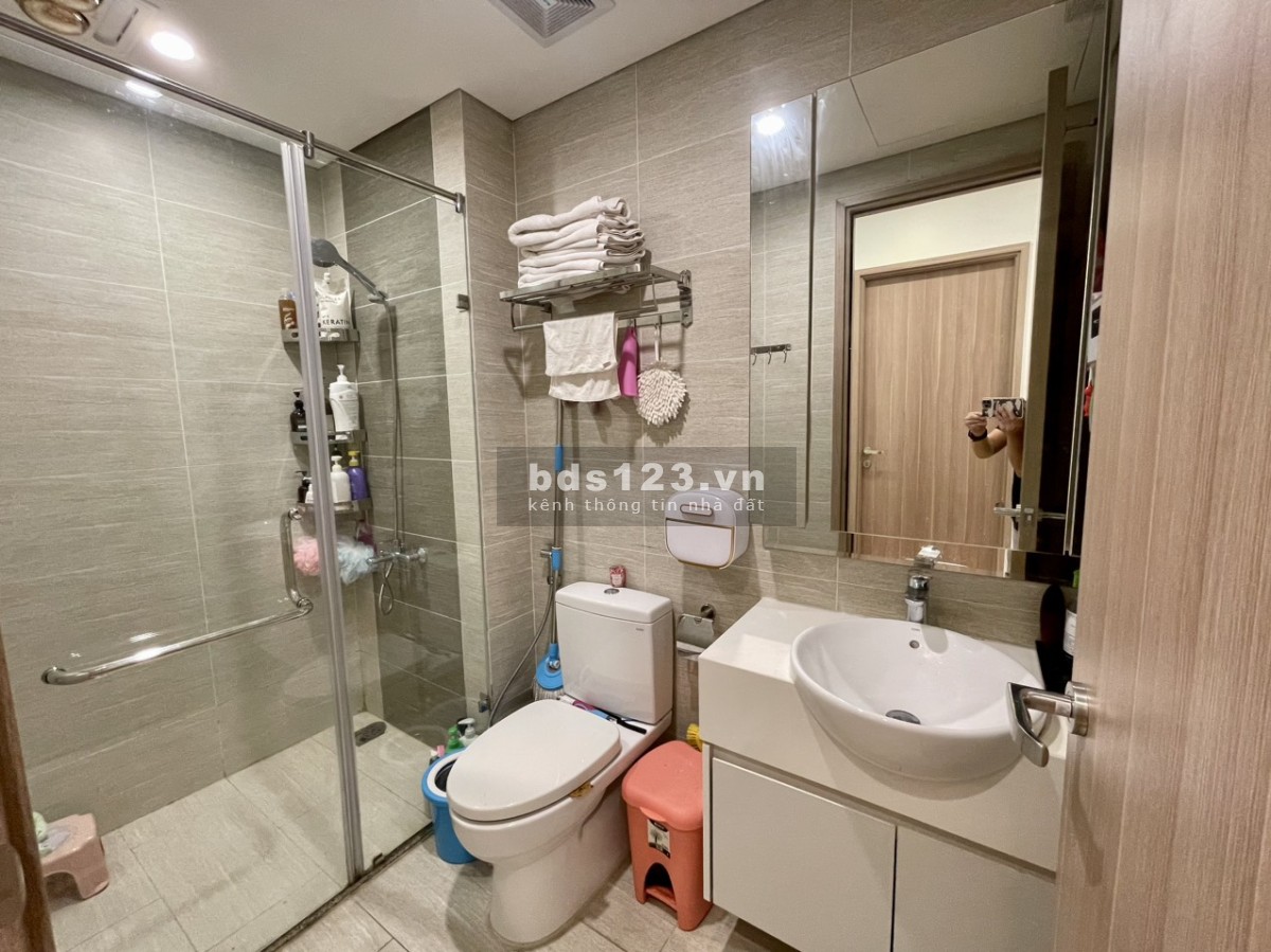 Bán gấp căn 1PN Vinhomes Smart City, full đồ đẹp bao toàn thuế phí
