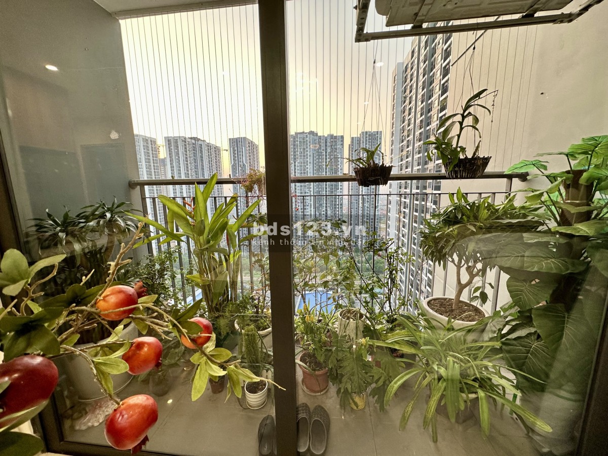 chủ nhà gửi bán gấp căn hộ 3pn 98m2 tòa S402 dự án Vinhomes Smart City Tây Mỗ