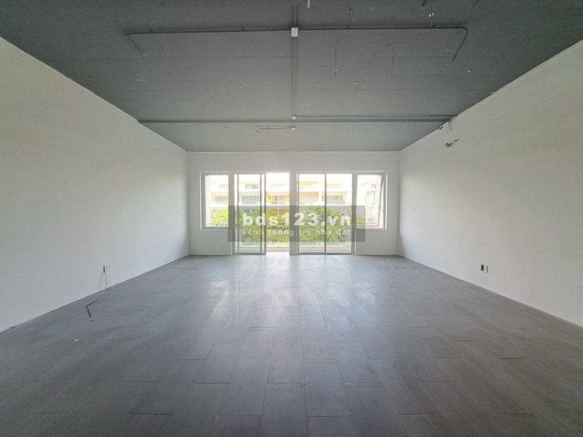Cho thuê nguyên căn shophouse Nguyễn Cơ Thạch, sala quận 2