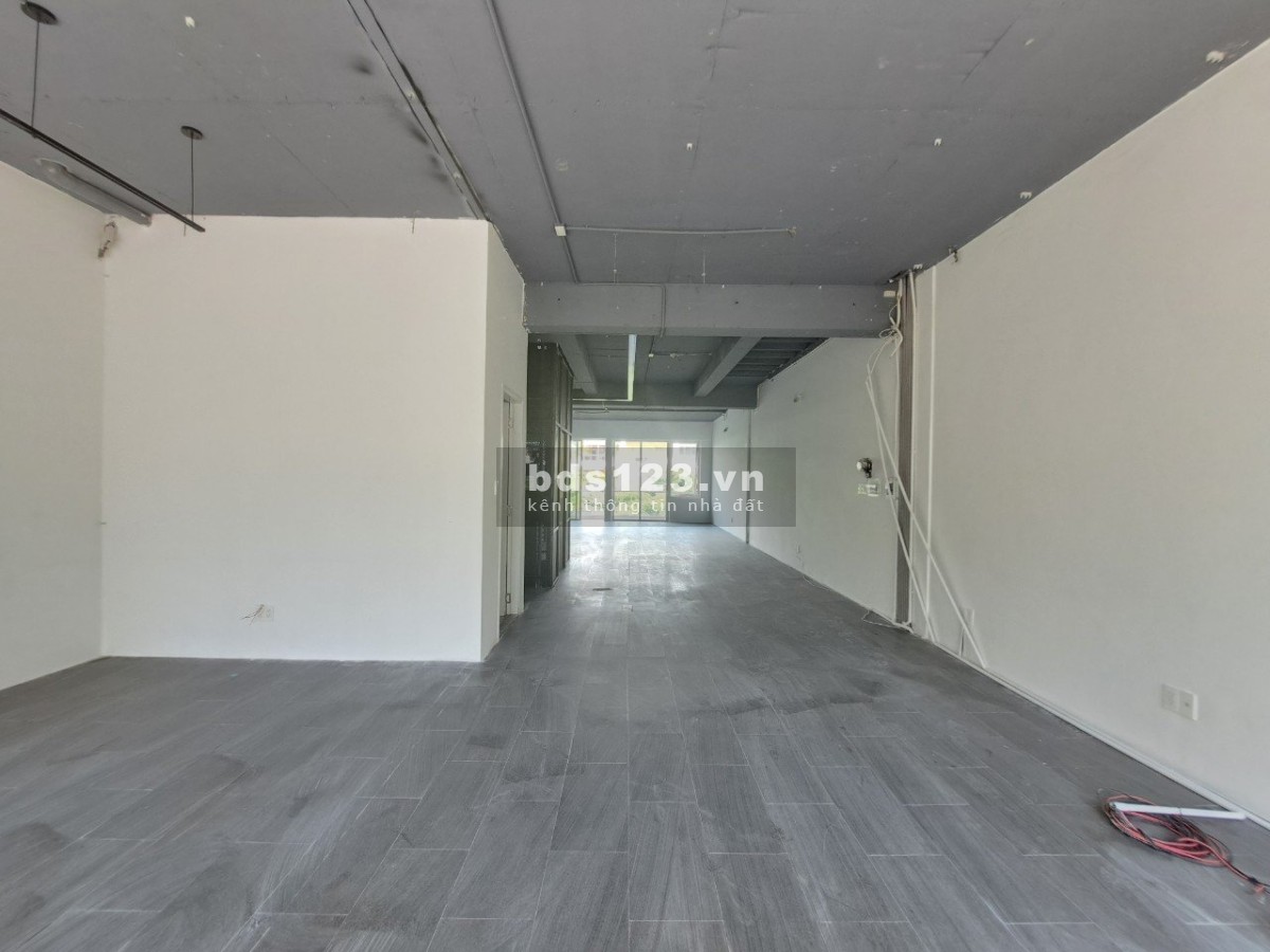 Cho thuê nguyên căn shophouse Nguyễn Cơ Thạch, sala quận 2