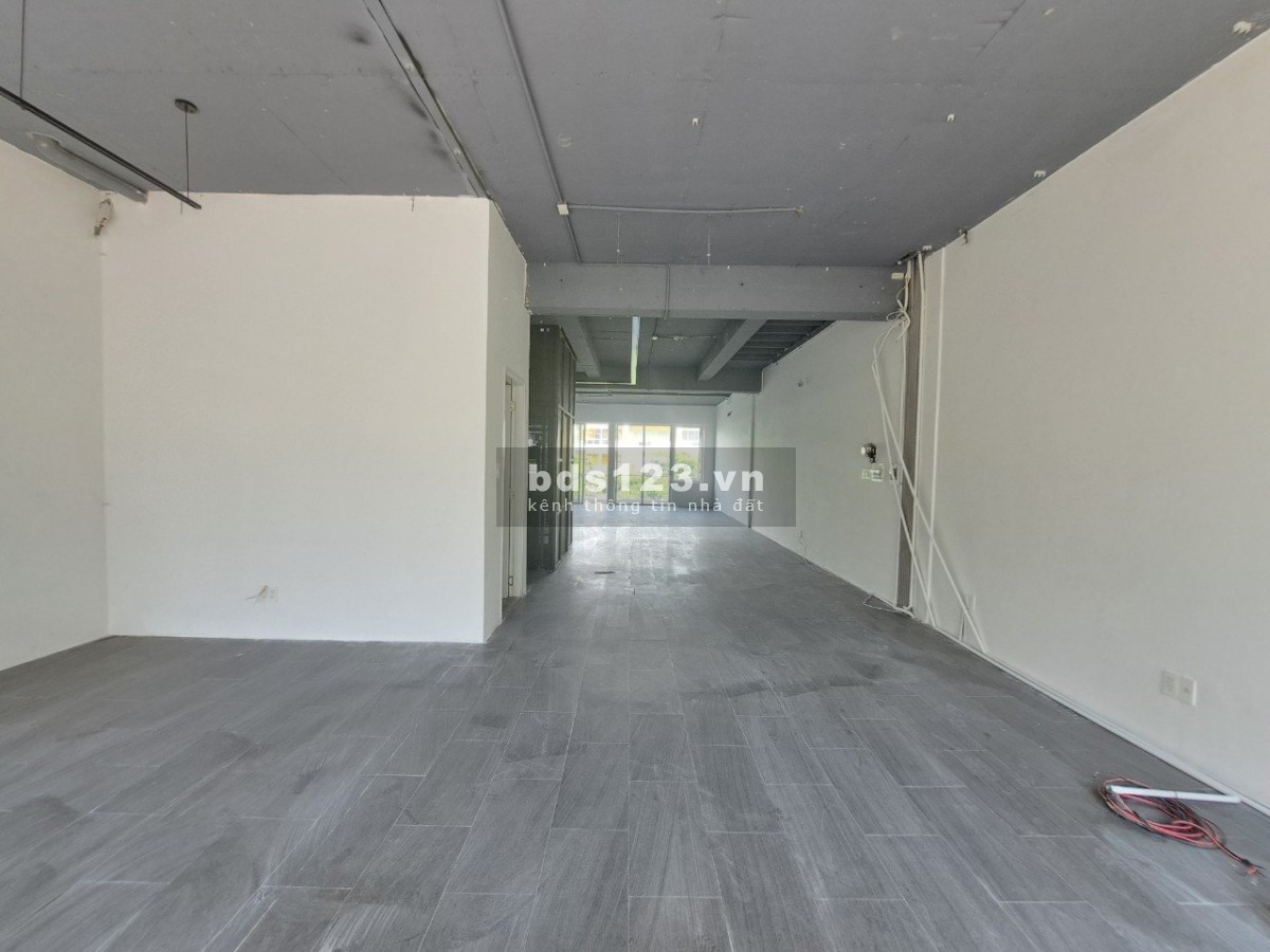 Cho thuê nguyên căn shophouse Nguyễn Cơ Thạch, sala quận 2