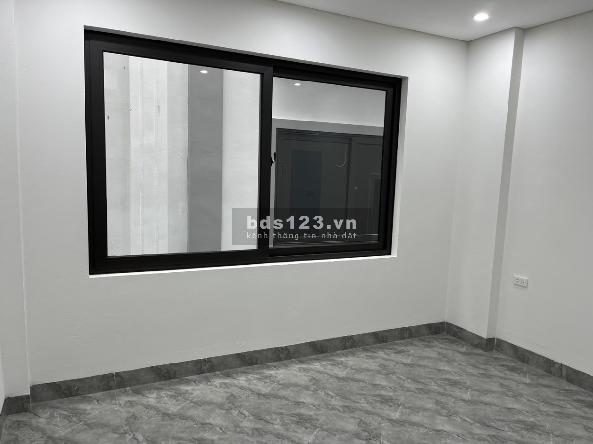 Cho thuê nhà 5Tx40m2 ngõ 29 đường Giáp Bát 17Tr/tháng