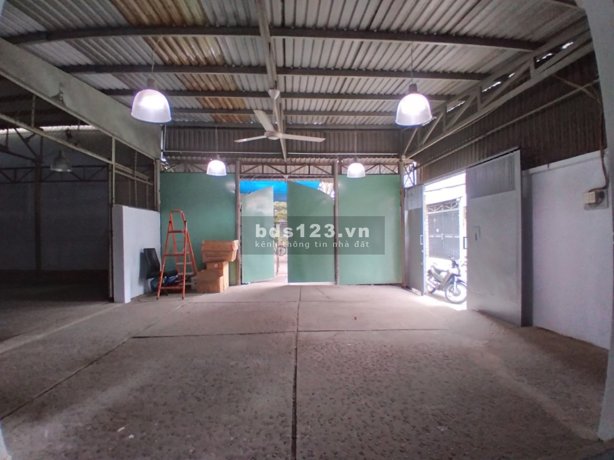 Cho thuê KHO và Văn Phòng (252m2-20Tr) tại P. Tam Phú, Thủ Đức