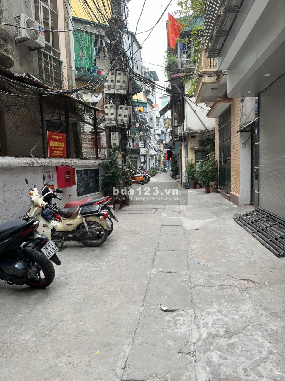 Cho thuê nhà 5Tx40m2 ngõ 29 đường Giáp Bát 17Tr/tháng