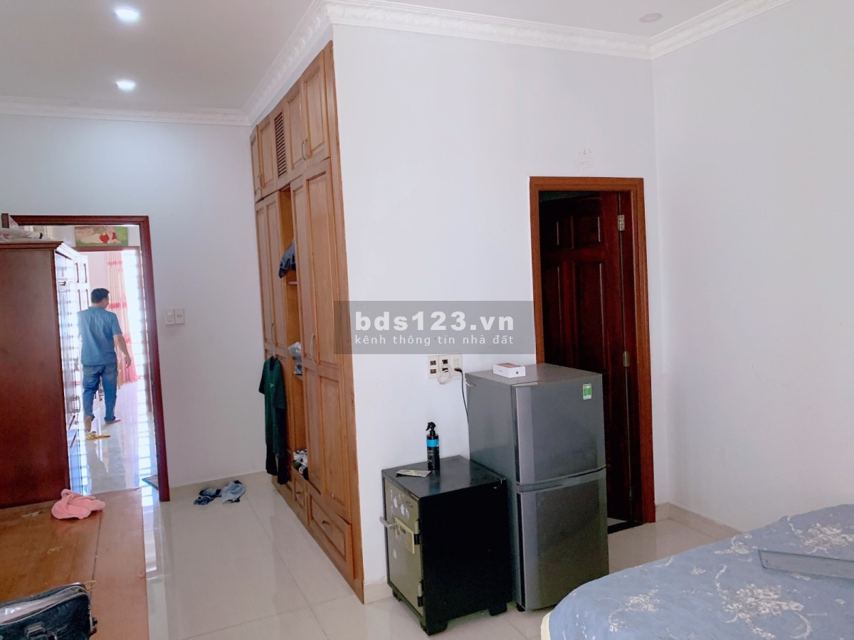 Bán nhà HXH gần đường Đỗ Xuân Hợp Quận 9 - SHR 5m x 20m giá 7.3 tỷ