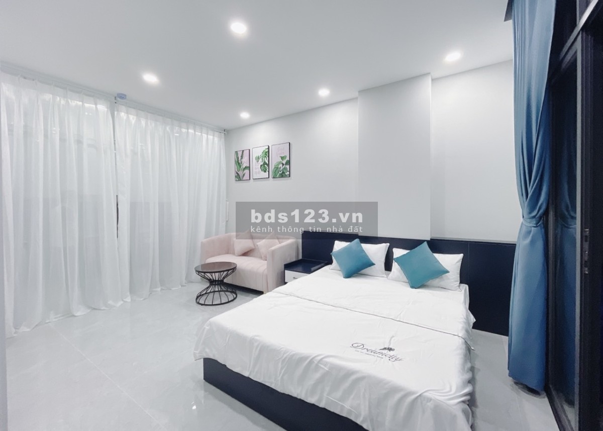 Phòng cửa sổ, ban công_gần cầu Nguyễn Văn Cừ, Dương Bá Trạc,….Quận 8