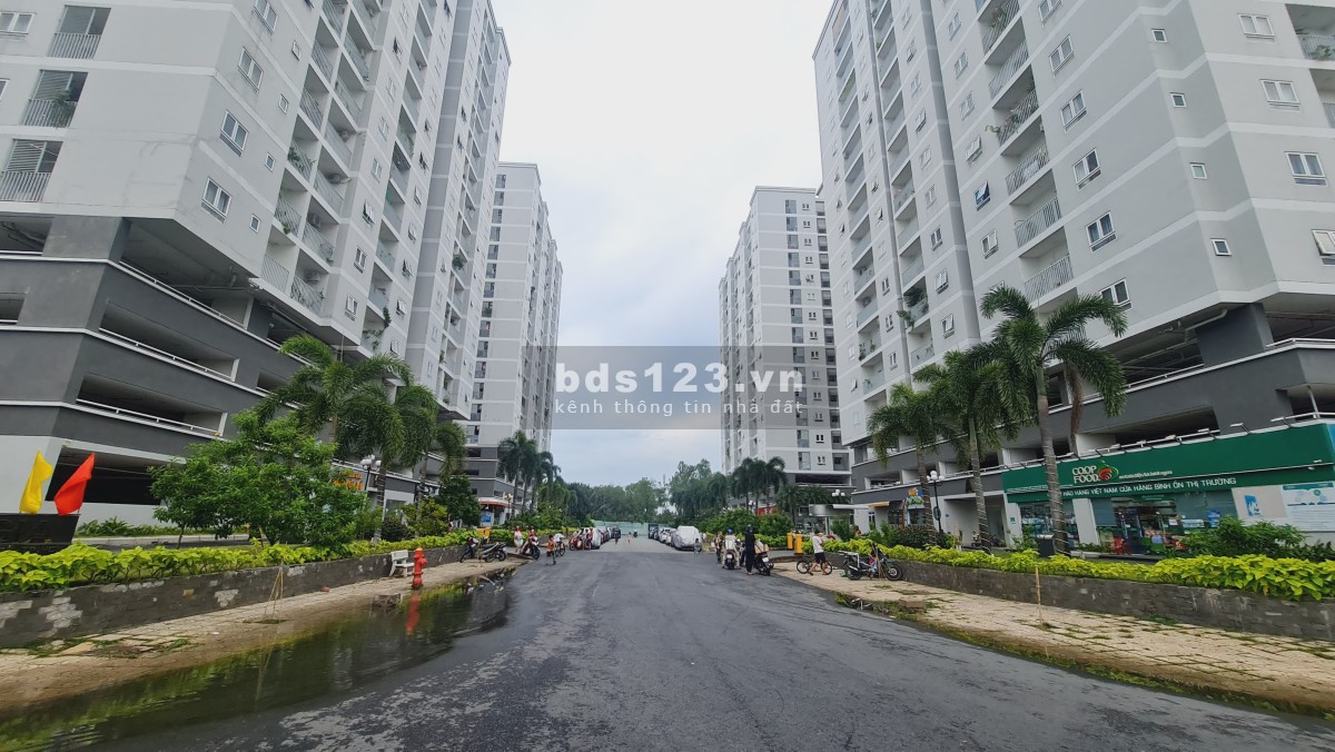 Cho thuê căn hộ Phú Gia 2pn2wc nhà trống, giá 5.5 triệu/tháng, nhận nhà đầu tháng 12/2023