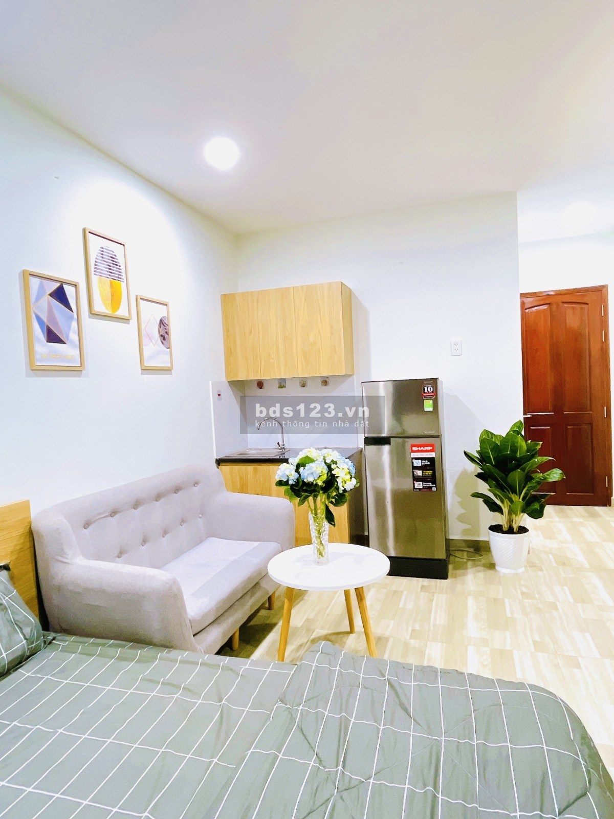 Phòng cửa sổ, ban công_gần cầu Nguyễn Văn Cừ, Dương Bá Trạc,….Quận 8