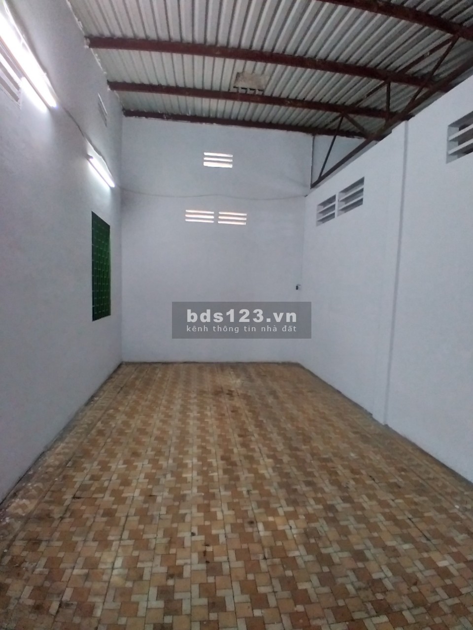 Cho thuê KHO và Văn Phòng (252m2-20Tr) tại P. Tam Phú, Thủ Đức