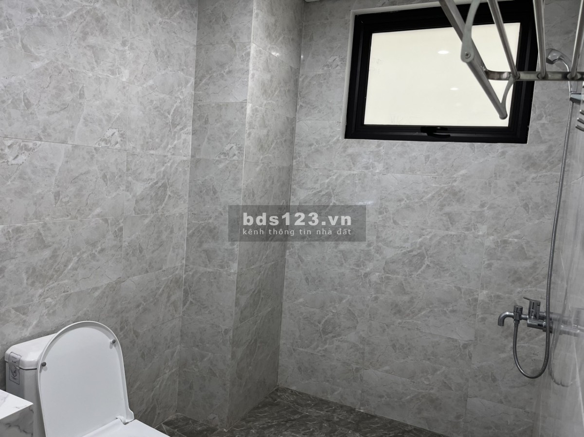 Cho thuê nhà 5Tx40m2 ngõ 29 đường Giáp Bát 17Tr/tháng