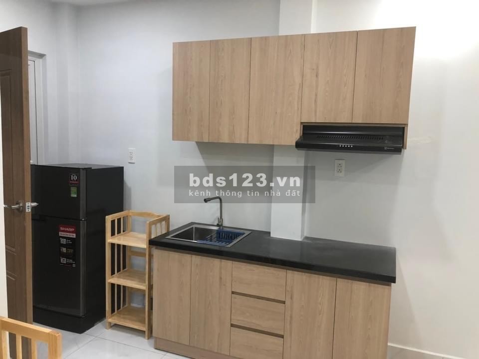 Phòng cửa sổ, ban công_gần cầu Nguyễn Văn Cừ, Dương Bá Trạc,….Quận 8