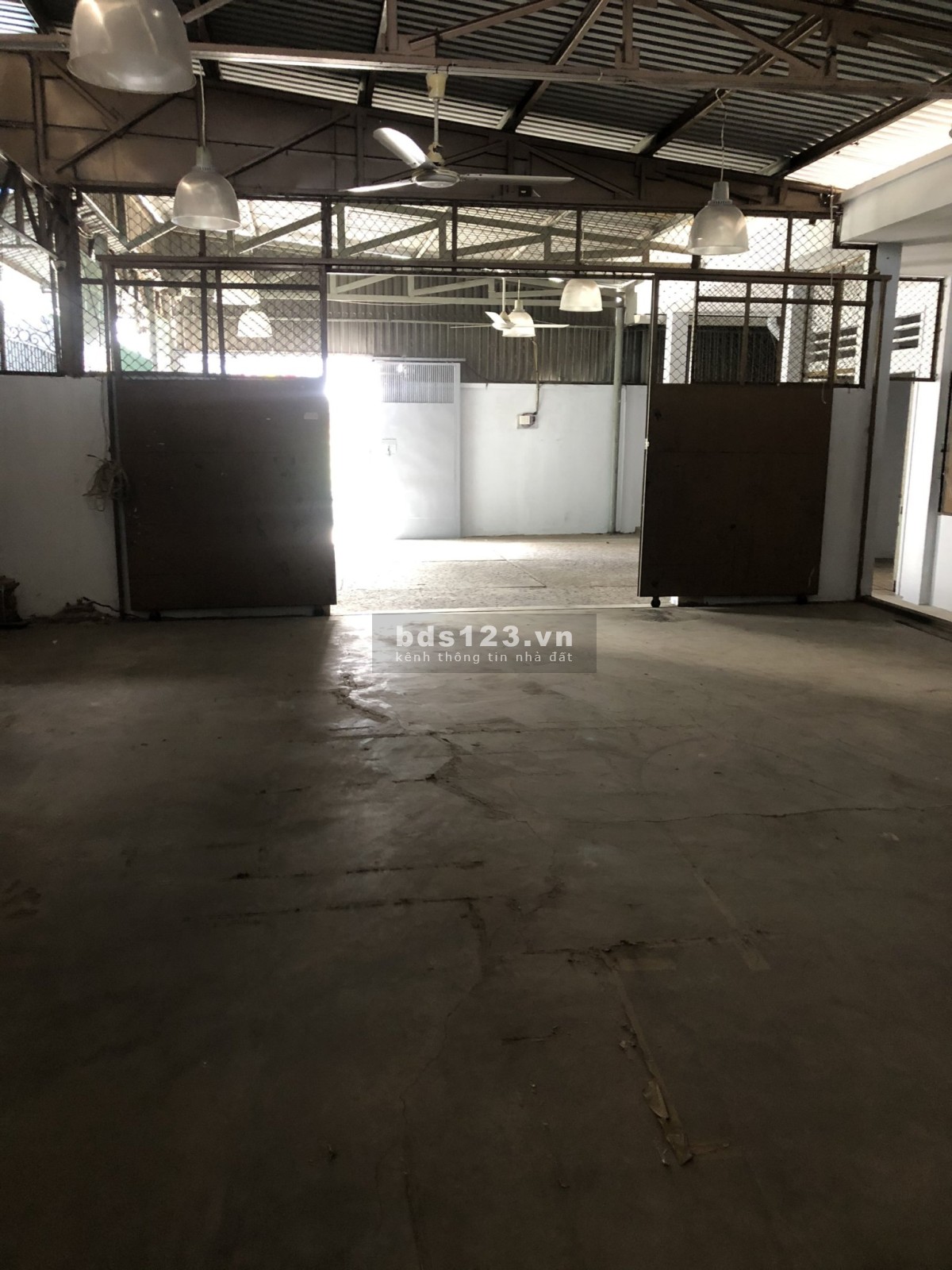 Cho thuê KHO và Văn Phòng (252m2-20Tr) tại P. Tam Phú, Thủ Đức