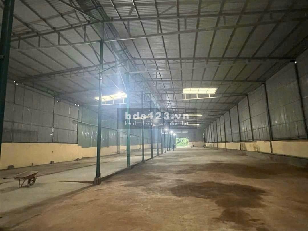 Kho xưởng cho thuê Q12 giáp GV (1000m2, 1400m2, 2200m2)